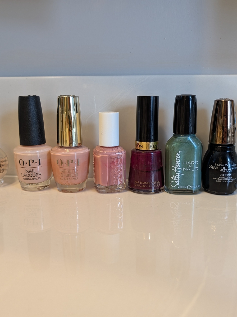 OPI Nail Lacquer Polish Sinful Essie Sally hansen Nail aid Top Coat Color Revlon
